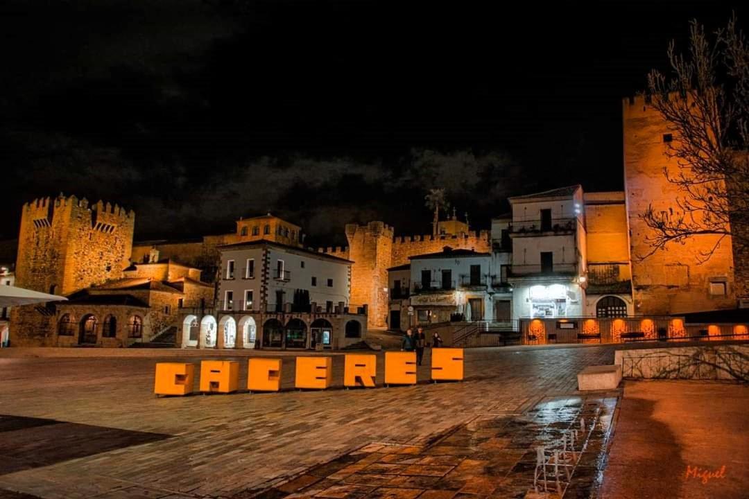 Las Cuatro Esquinas De Caces Εξωτερικό φωτογραφία